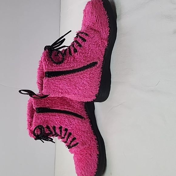 DR. MARTENS 1460 Pascal J Tinsel Fur Boots Kid's Size 2 Clash Pink - Picture 7 of 9